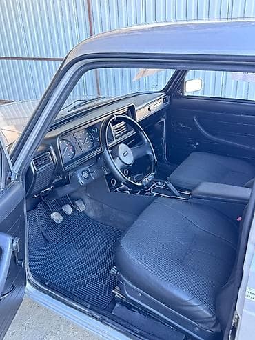 2107 panel: Model: Lada 2107 (klassik “Jiquli” sedan) Xarici görünüş: - Gümüşü — 2