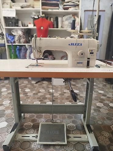 dikis masini: JUZI sənaye tikiş maşını – düz tikiş üçün stasionar model. real — 1