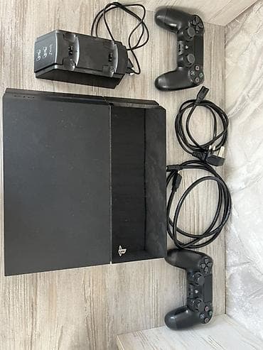 Real aliciya endirim olacaq❗️ PlayStation 4 (PS4) oyun konsolu