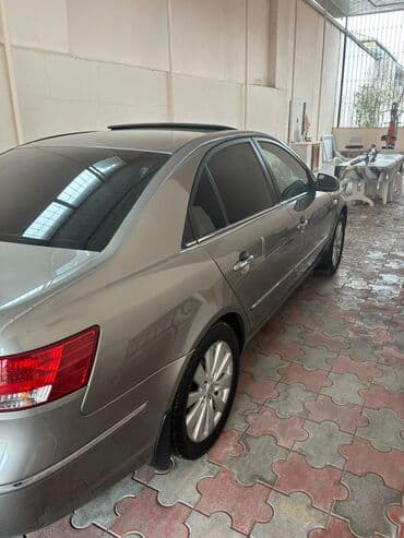 Мототранспорт: Hyundai Sonata: 2.4 л | Седан — 4