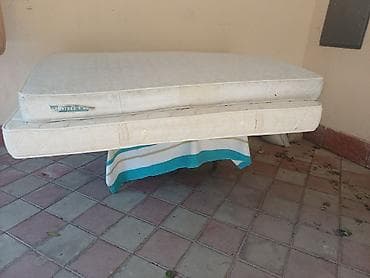 Şamdanlar: Böyüklər üçün İşlənmiş Döşək, Ünvandan götürmə — 2