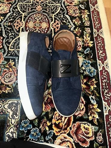 krasofka: Məhsul: Kişi slip-on krossovkası - Rəng: Tünd göy (navy) üst hissə — 1