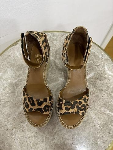sendel: Franco Sarto 38 ölçü- 1-2 defe geyinilib. Amerika macy’sden alınıb - — 4