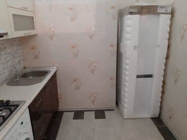 8 mikrorayon: 6 ci mikrorayonda, Zerife Eliyeva adina goz klinikasiyla — 4