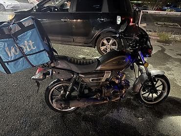 Çatdırılma üçün tam hazır motosiklet – arxa çərçivəyə bərkidilmiş iri — 1