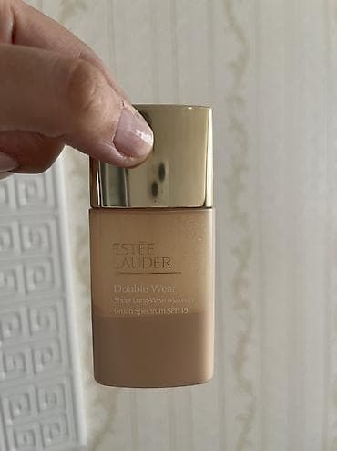 krem largo: Tonal kremi Estee Lauder İşlənmiş — 4