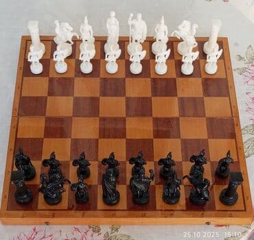 Çaydanlar: Sovet dövrü “Suvenirnıye Şaxmatı” dəsti - Tematik suvenir şahmat — 3