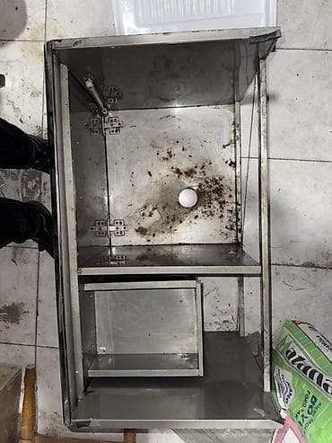 dolab satilir: Satılır: Qara şüşə fasadlı hamam dolabı (asılqan tipli) - Üst hissə — 3