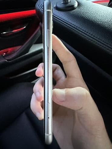 ayfon 17: IPhone 11, 128 ГБ, Белый, Face ID — 3