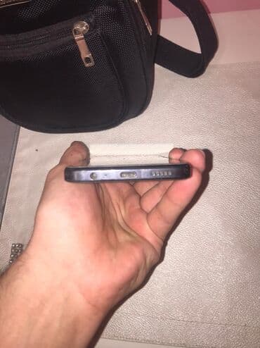 afon 6: Honor X6a, 128 GB — 4