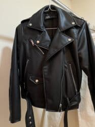 Zara qadın . deri kurtka
Az geyilib lalafo.az -da Zara qadın . deri kurtka
Az geyilib