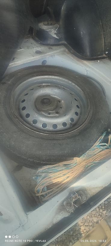 saipa 132 satilir: VAZ 2104 universal, ağ rəng. təzə yığılıb zamazka yoxdur ili 2007mator — 7