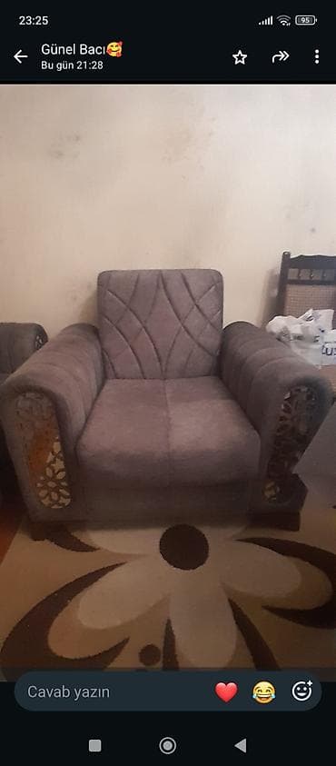 gul: Yeni alinmis Divan və iki kreslo satılır. 800e alınıb. 500e satılır — 2