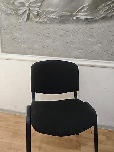 Ofis/konfrans stulu – klassik dizayn, qara rəng - Yumşaq parça — 1