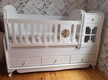 Kravat yaxsi veziyyetde qiymet son.Unvan Mehtiabat