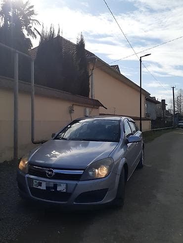 SALAM ALEYKUM maşın satılır udari vuruqu yoxdu problemsiz maşındı — 3