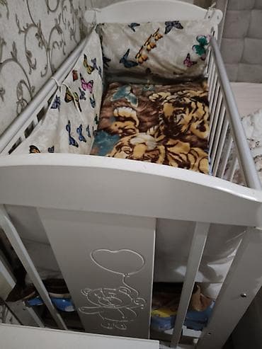 ağ uşaq çarpayısı: Oğlan və qız üçün, Dördbucaq, Beşik, Dəst ilə, Matrassız, Yellənmə mexanizmsiz — 4