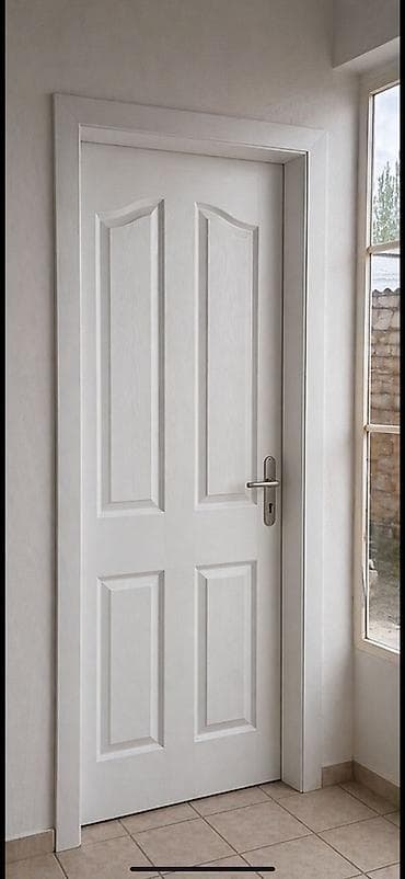 Qapi 6eded 210/90sm 60azn biri Bine 2194 leli Ağ rəngli klassik