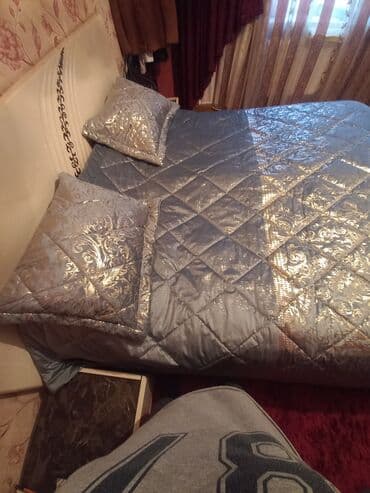 гобеленовые наволочки интернет магазин: Gümüşü rəngdə, naxışlı dizaynı olan yataq dəsti. Yataq örtüyü və iki — 2