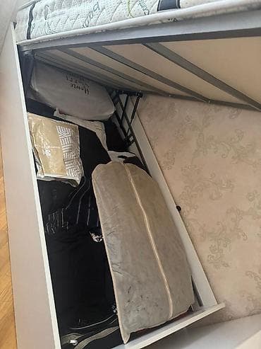 Çarpayılar: İşlənmiş, Təknəfərlik çarpayı, Bazalı, Matras ilə, Siyirməsiz — 1