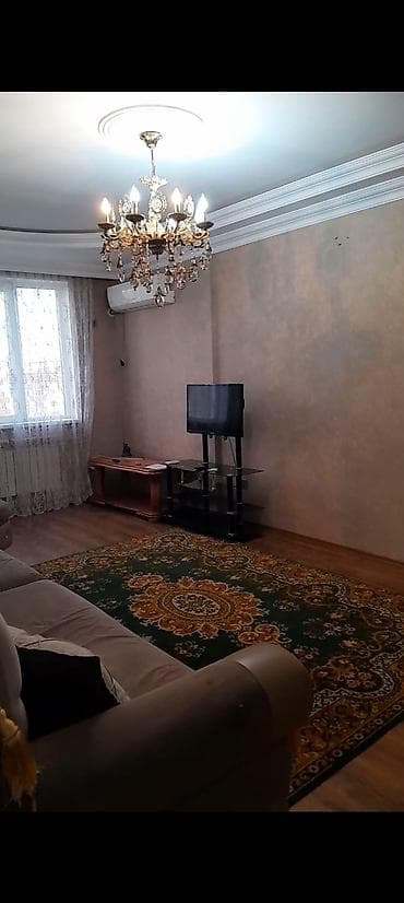 Yeni Yasamalda yeni tikili binada. 77 avtobusun son duracagi. 18 — 6