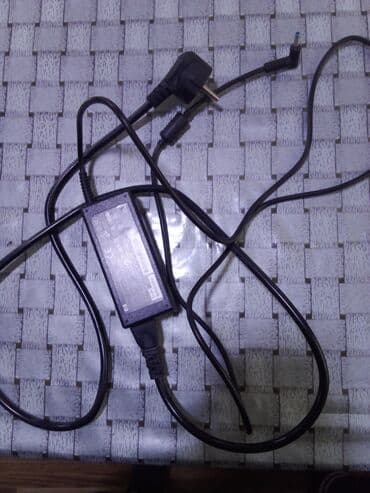 Настольные ПК и рабочие станции: HP noutbuk - Prosessor: Intel Core i5 (Intel Inside) - Ekran — 9