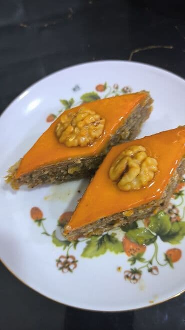 Şərbətli paxlava – ev üsulu, qozlı - Klassik Azərbaycan paxlavası lalafo.az -da Şərbətli paxlava – ev üsulu, qozlı - Klassik Azərbaycan paxlavası