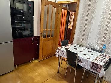 bakida evler: 3 otaqlı, 70 kv. m, Orta təmir — 6