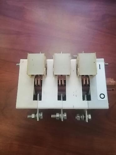 qapı ucuz: KЭАЗ VR32-31B31250-32-УХЛ3 üçqütblü ayırıcı/kommutator Texniki — 4