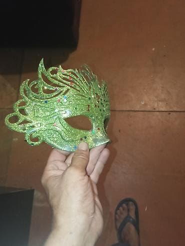 bal: Parlaq dekorativ maska – karnaval və tematik tədbirlər üçün - — 2