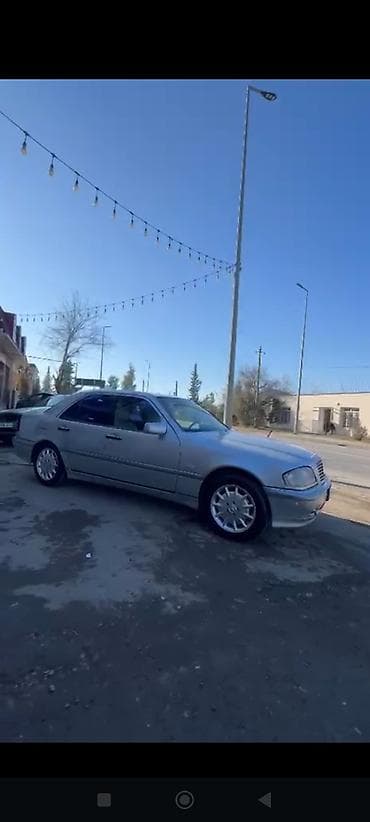 salon niva: Mercedes-Benz 220: 2.2 л | 2000 г. Седан — 10