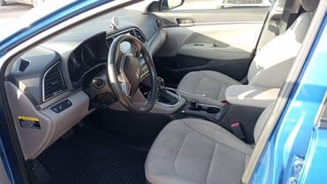 kia ölüxana razin: Hyundai Elantra, 2018 model Rəng: mavi sedan Sade motor Lyuk — 3