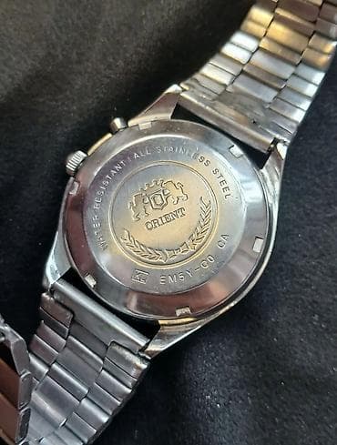 zaryadka apple watch: Б/у, Наручные часы, Orient, цвет - Серебристый — 2