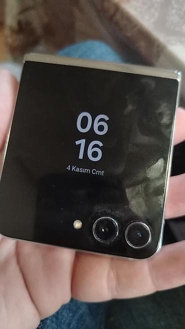 Samsung Galaxy Z Flip 5, 512 GB, rəng - Ağ