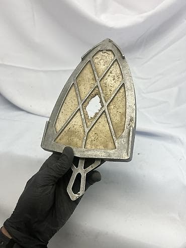 utu fen: Məhsul: Dəmirin altlıq lövhəsi (ütü altlığı – metal basis) Orta — 1