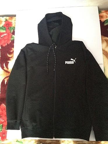Puma kapshon m razmer 2 ipli yazda geyinmek olar . original deyil