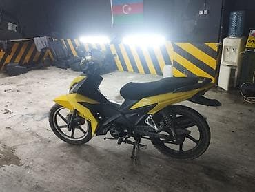velo skuter: Məhsul: Sarı-qara rəngli skuter tipli motosiklet Təsvir: - Idman — 8
