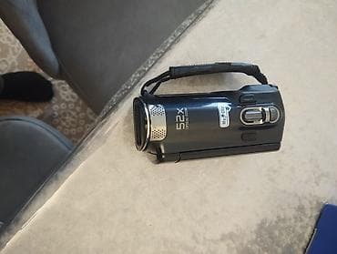 Samsung HMX-F80 video kamera Xüsusiyyətlər: - 52x optik zum (70x — 3