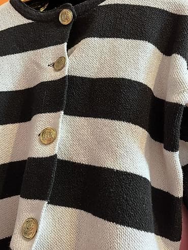 ag salvar: Qara-ağ qalın zolaqlı kardiqan - Model: düyməli, yuvarlaq yaxalı — 4