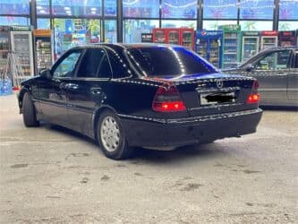 khazar avtomobil: Mercedes-Benz C-Class: 2.2 l | 1998 il Sedan — 2