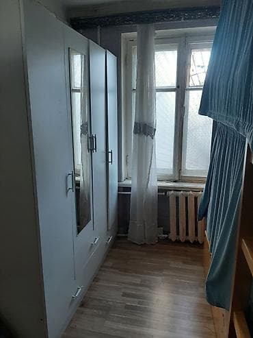 mida kiraye: Hostel.Gunluk 7 manat .Ayliq 180 manat.Her bir rahatliqi var,internet — 8