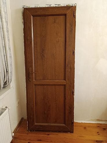 ivan mariya gulu: İşlənmiş Otaq qapısı Çərçivə ilə, Ünvandan götürmə — 1