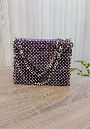 İçinin astarı var, real alıcıya endirim olacaq