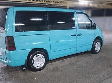 Mercedes-Benz 200: 0.2 l | 2000 il Van/Minivan