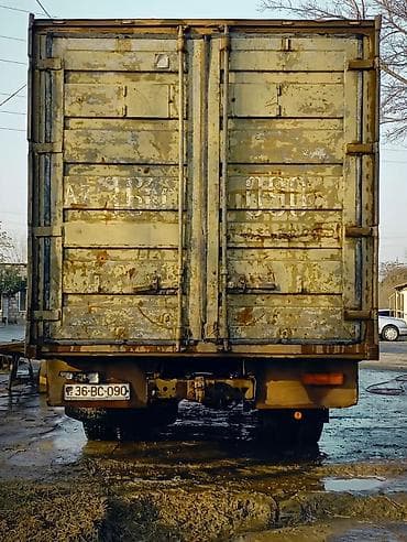 zil 130 dizel: KAMAZ yük maşını – konteyner tipli bortlu kuzov Xüsusiyyətlər: - — 3