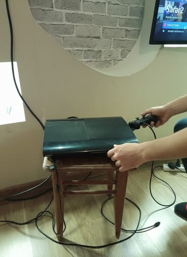 samsung galaxy s20 ekran: Sony PlayStation 3 Super Slim oyun konsolu - Model: PS3 Super Slim — 1