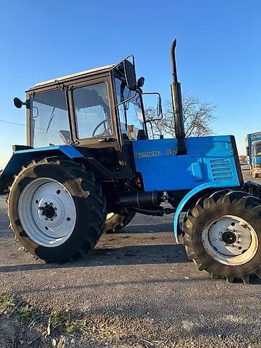 traktor ehtiyat hiseleri: Belarus 892 traktoru Əla vəZyyyetə mator karopka açılmayıb Kim istsə — 3
