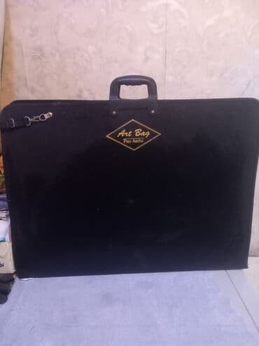 qaşlı çanta: Ressamlar ucun cumka 72 uzin 55 eni olcude Xaricden gelmedir — 2