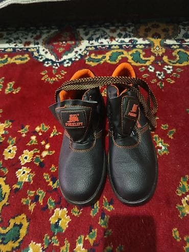 ботинки мужские зимние новые: Iş botinkası yenidir ölçüsü 42- dir 41- ə gedir çox möhkəm botinkadır — 2