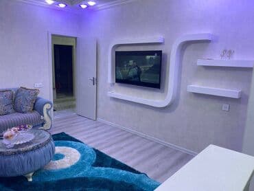 qubada ayliq kiraye evler 2020: Mərdəkənda 5 mertebeli binanın 3-cu mərtəbəsində ümumi sahəsi 63 kv,m — 2